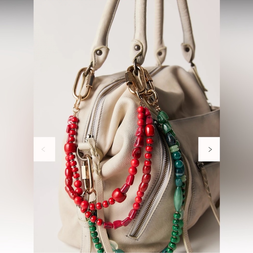 Beaded bag charm with gold clips